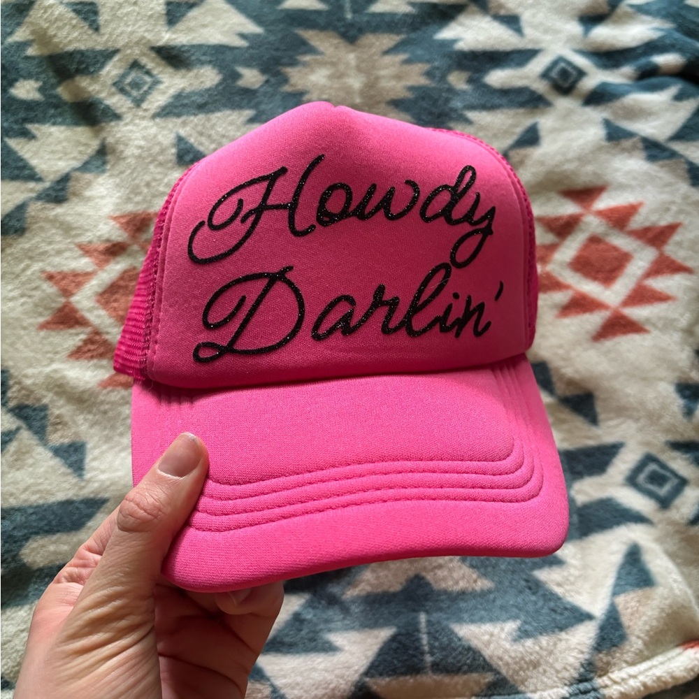 ❌SOLD DO NOT BUY❌ NWOT Pink 'Howdy Darlin'' Trucker Hat